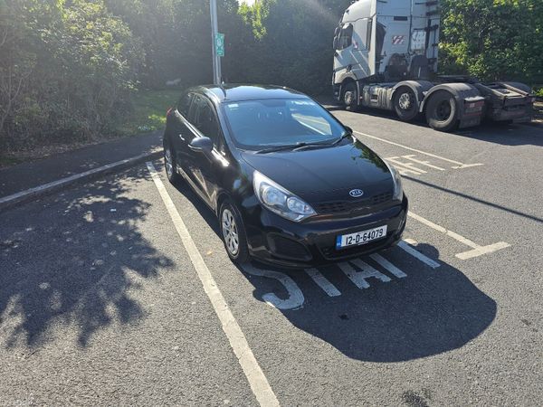 Kia Rio Hatchback, Petrol, 2012, Black