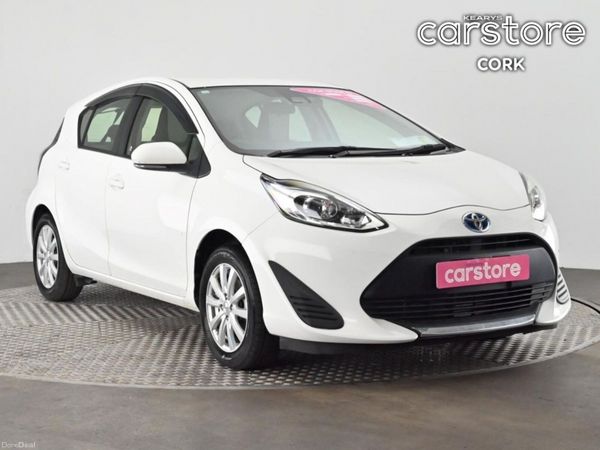 Toyota Aqua Hatchback, Petrol Hybrid, 2020, White