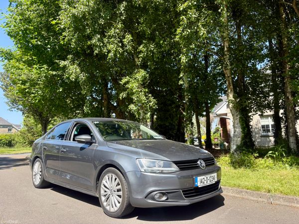 Volkswagen Jetta Saloon, Diesel, 2014, Grey