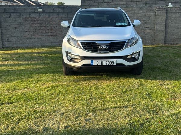 Kia Sportage SUV, Diesel, 2013, White