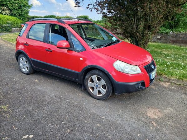 Fiat Sedici SUV, Petrol, 2007, Red