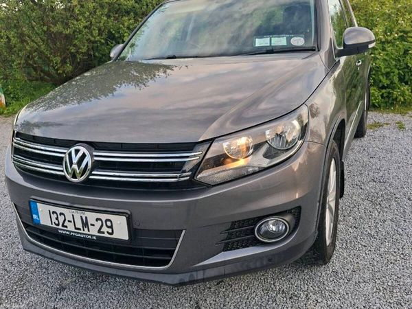 Volkswagen Tiguan SUV, Petrol, 2013, Grey