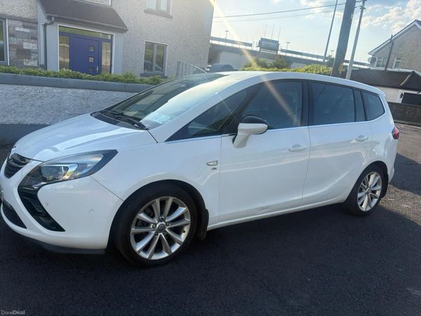 Opel Zafira MPV, Diesel, 2015, White