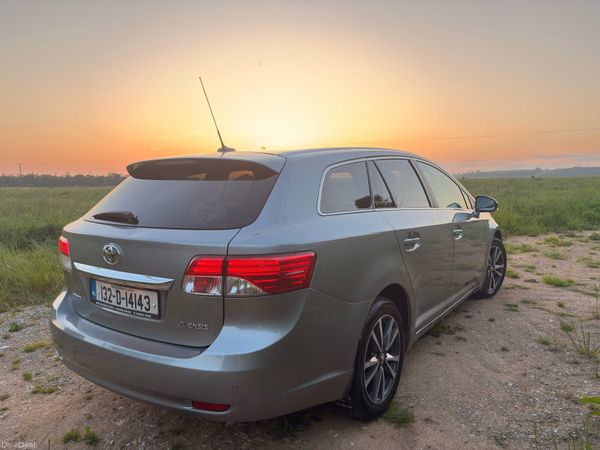 Toyota Avensis Estate, Diesel, 2013, Grey