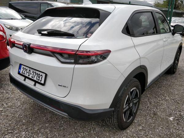 Honda Vezel Estate, Petrol Hybrid, 2022, White