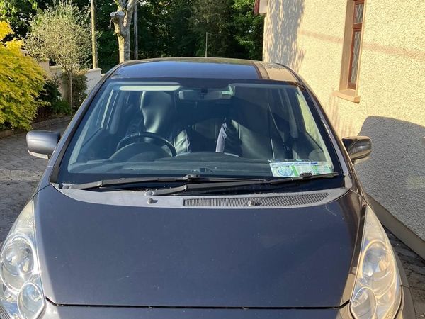 Kia Venga MPV, Diesel, 2014, Silver