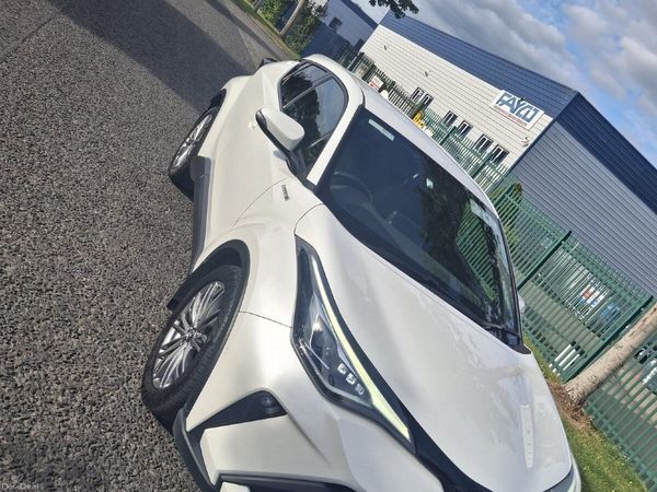 Toyota C-HR Hatchback, Petrol Hybrid, 2021, White
