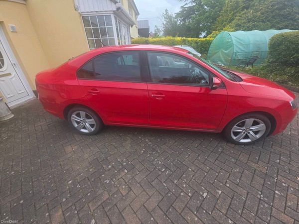 Skoda Rapid Saloon, Petrol, 2016, Red