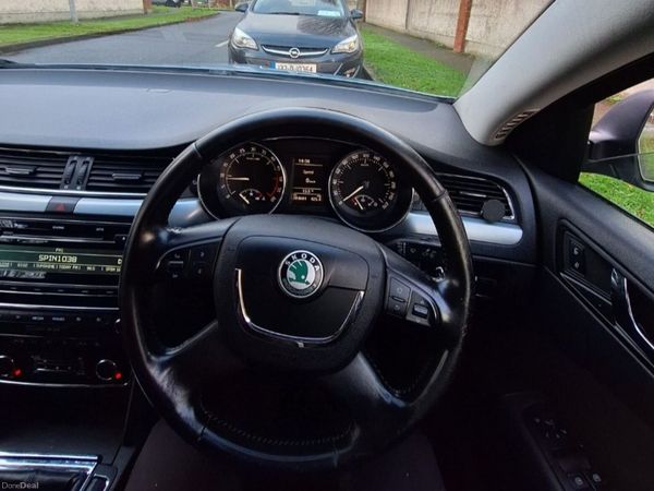 Skoda Superb Saloon, Diesel, 2009, Grey