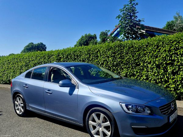 Volvo S60 Saloon, Diesel, 2017, Blue