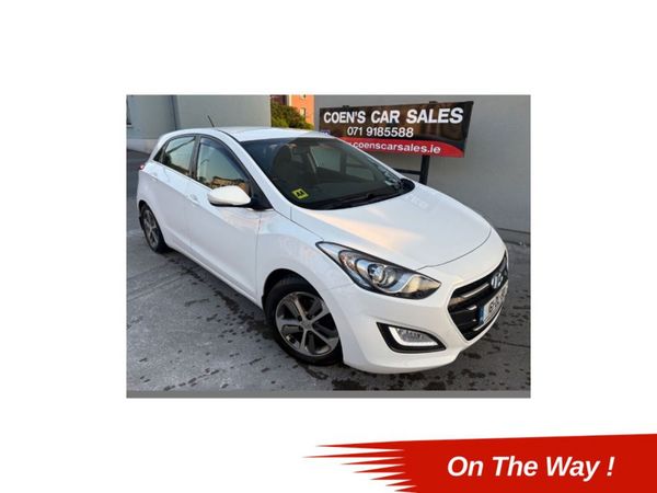 Hyundai i30 Hatchback, Petrol, 2016, White