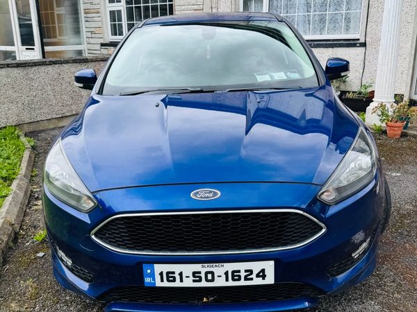 Ford Focus Hatchback, Petrol, 2016, Blue