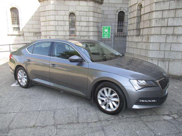 Skoda Superb Saloon, Diesel, 2023, Grey
