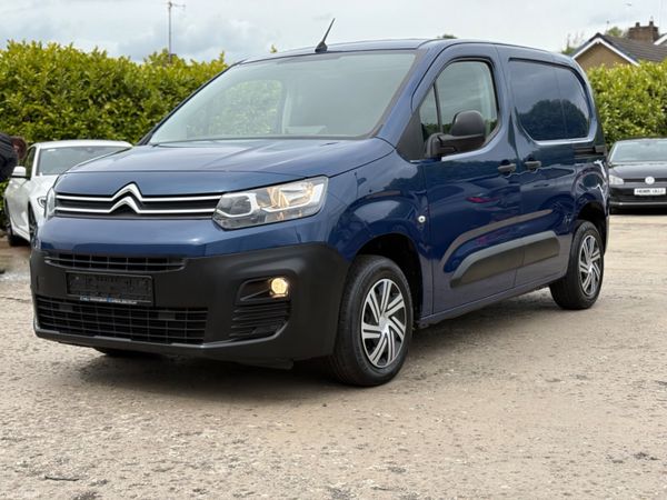 Citroen Berlingo MPV, Diesel, 2020, Blue