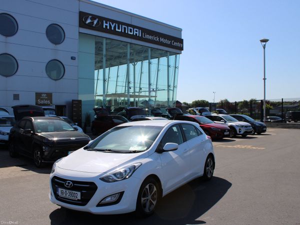 Hyundai i30 Hatchback, Diesel, 2016, White