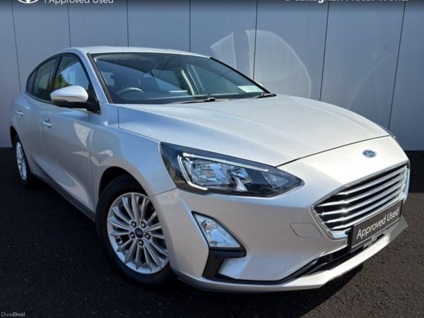 Ford Focus Hatchback, Petrol, 2021, Grey