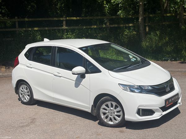 Honda Jazz Hatchback, Petrol, 2018, White