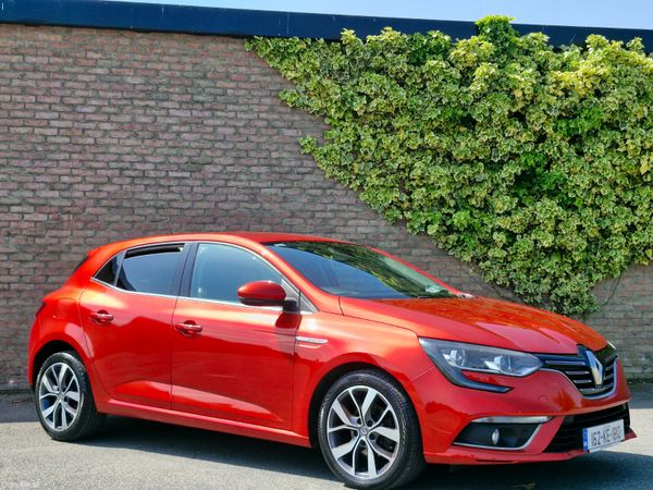 Renault Megane Hatchback, Diesel, 2016, Red