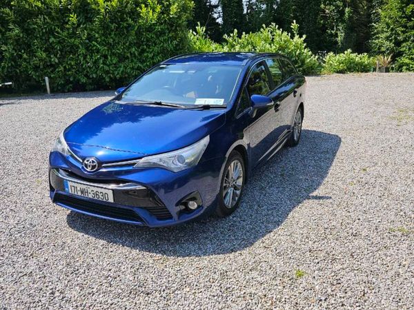 Toyota Avensis Estate, Diesel, 2017, Blue