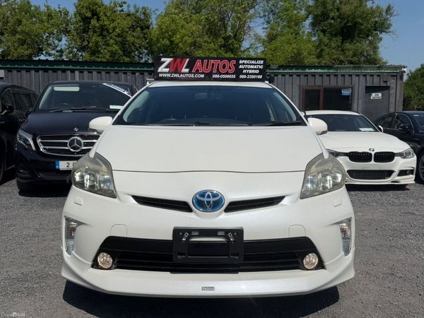 Toyota Prius Hatchback, Petrol Hybrid, 2013, White