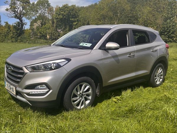 Hyundai Tucson SUV, Diesel, 2017, White
