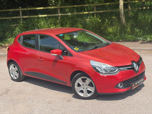 Renault Clio Hatchback, Petrol, 2013, Red