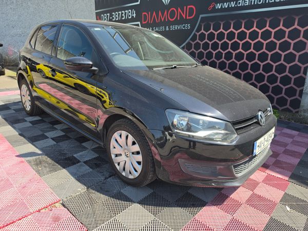 Volkswagen Polo Hatchback, Petrol, 2014, Black