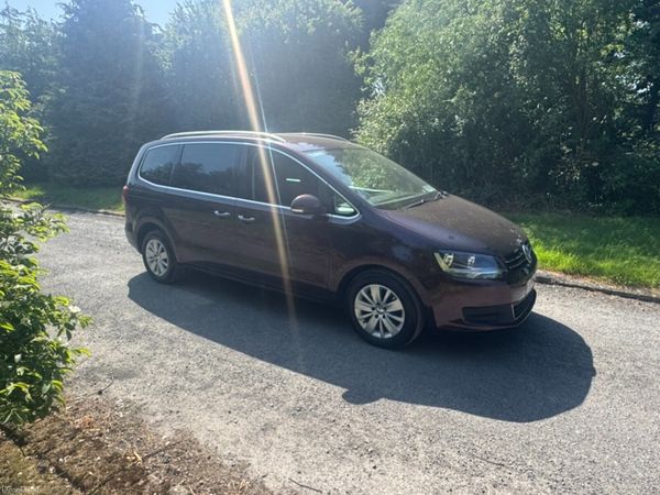 Volkswagen Sharan MPV, Diesel, 2015, Red