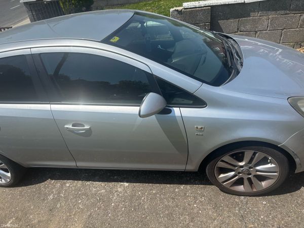 Vauxhall Corsa Hatchback, Diesel, 2012, Silver