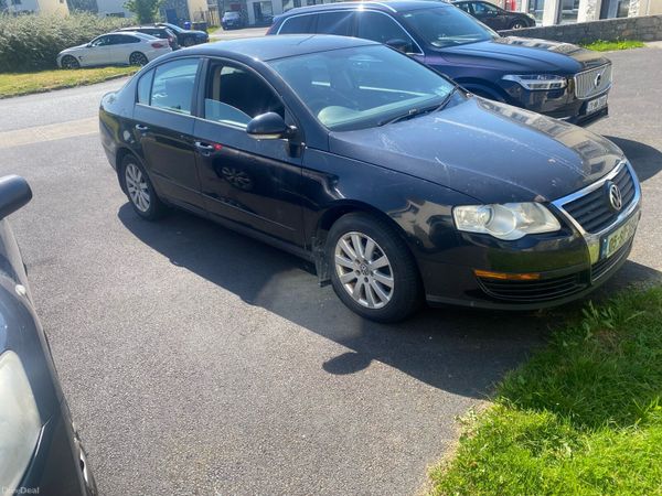 Volkswagen Passat Saloon, Diesel, 2005, Black