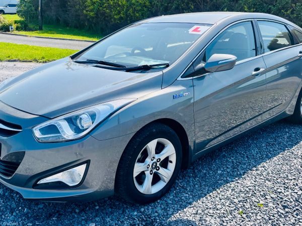 Hyundai i40 Saloon, Diesel, 2013, Silver