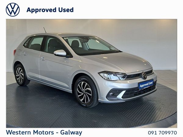 Volkswagen Polo Hatchback, Petrol, 2023, Grey