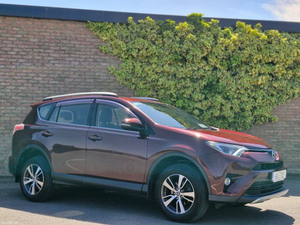 Toyota RAV4 SUV, Diesel, 2016, Red