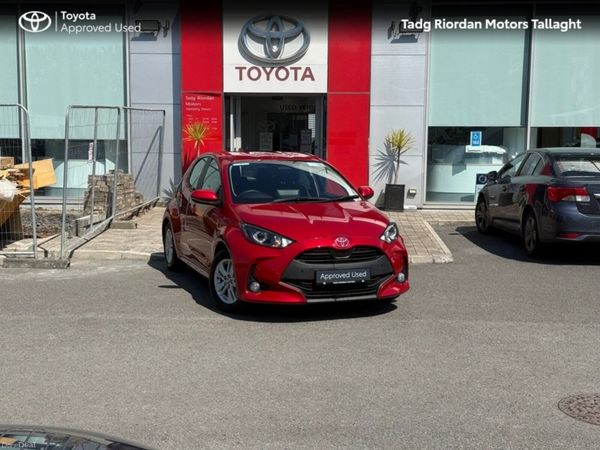 Toyota Yaris Hatchback, Petrol Hybrid, 2024, Red