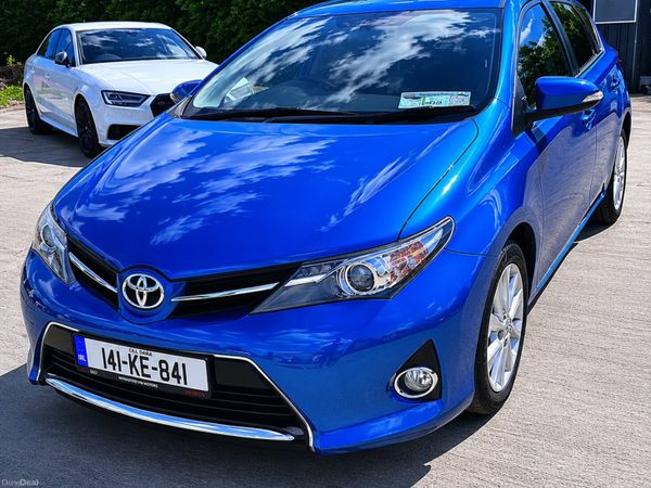 Toyota Auris Hatchback, Diesel, 2014, Blue