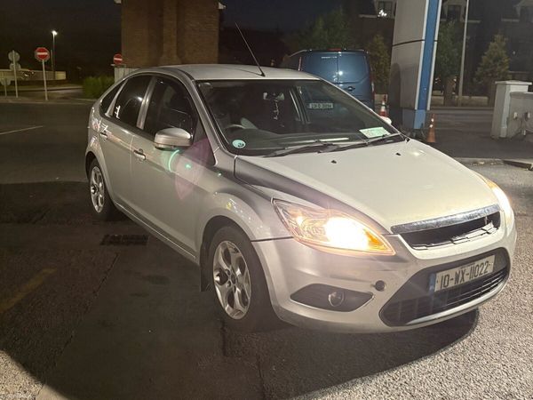 Ford Focus Hatchback, Diesel, 2010, Grey