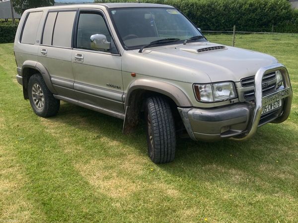 Isuzu Trooper SUV, Diesel, 2005, Silver