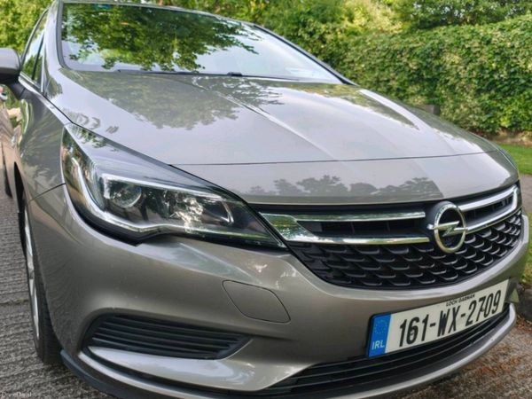 Opel Astra Hatchback, Diesel, 2016, Grey