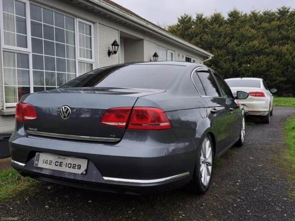 Volkswagen Passat Saloon, Diesel, 2014, Grey
