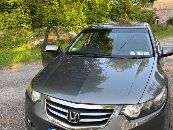 Honda Accord Saloon, Diesel, 2012, Grey