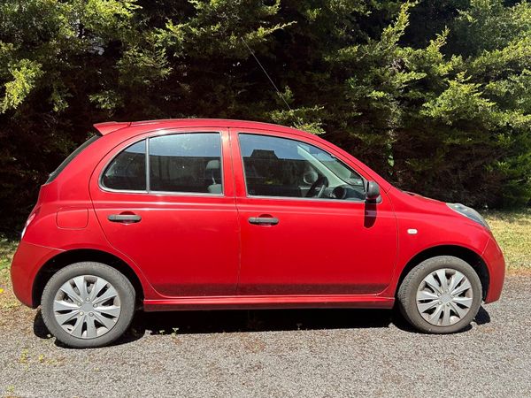 Nissan Micra Hatchback, Petrol, 2006, Red