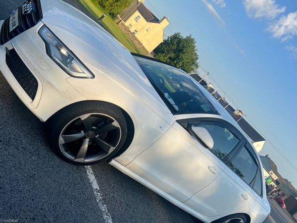 Audi A6 Saloon, Diesel, 2014, White