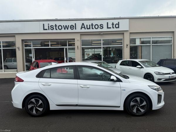 Hyundai IONIQ Hatchback, Petrol Hybrid, 2018, White