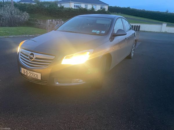 Opel Insignia Saloon, Diesel, 2011, Grey
