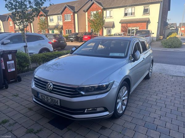 Volkswagen Passat Estate, Petrol, 2015, Silver