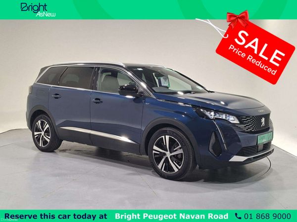 Peugeot 5008 MPV, Petrol Hybrid, 2024, Blue