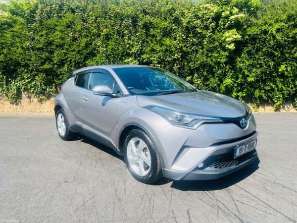 Toyota C-HR SUV, Petrol Hybrid, 2019, Silver