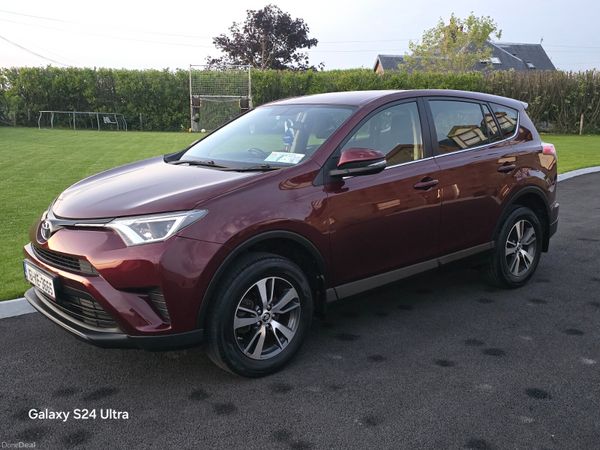 Toyota RAV4 SUV, Diesel, 2016, Red