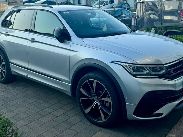 Volkswagen Tiguan SUV, Petrol Plug-in Hybrid, 2024, Grey