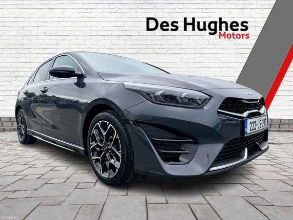 Kia Ceed Hatchback, Petrol, 2022, Grey